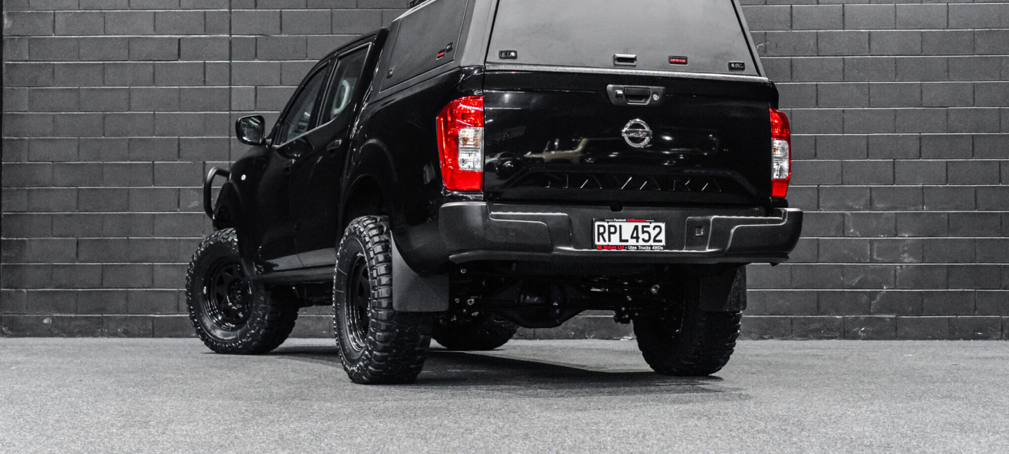 Vehicle Gallery Image