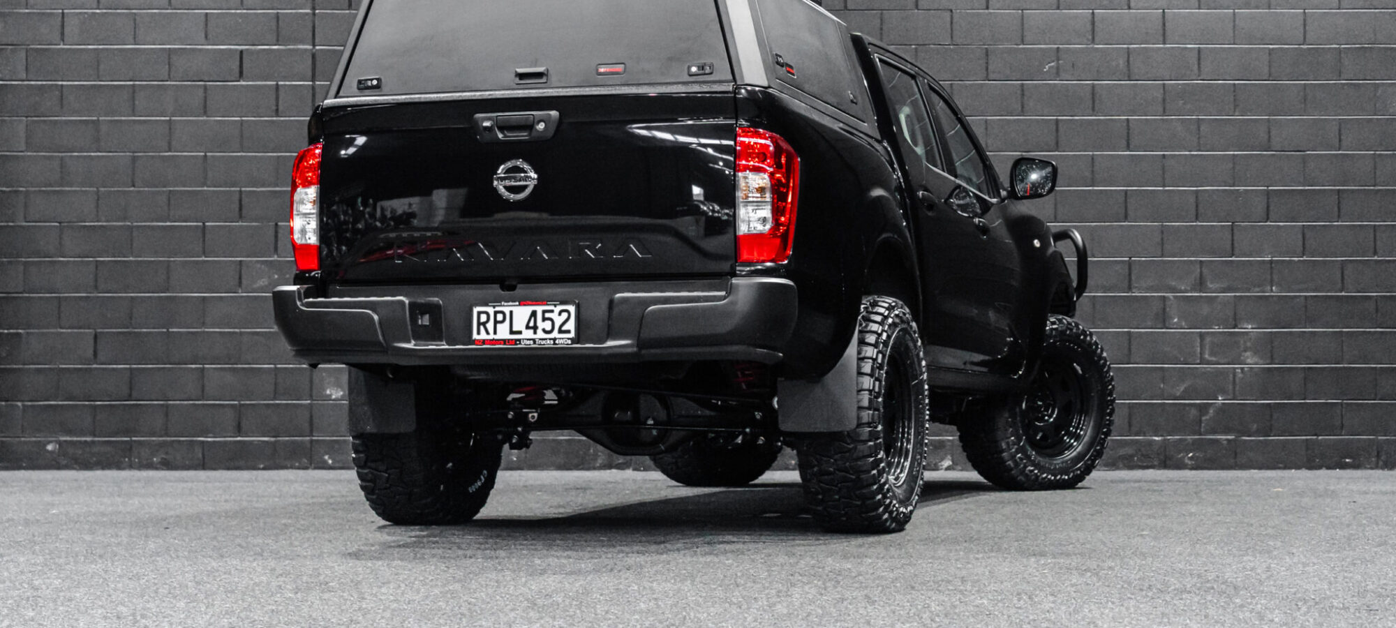 Vehicle Gallery Image