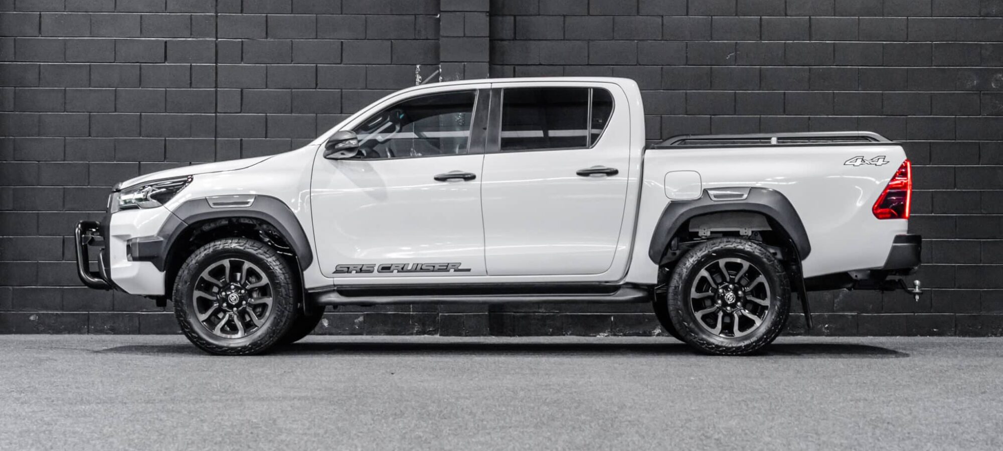 Vehicle Gallery Image