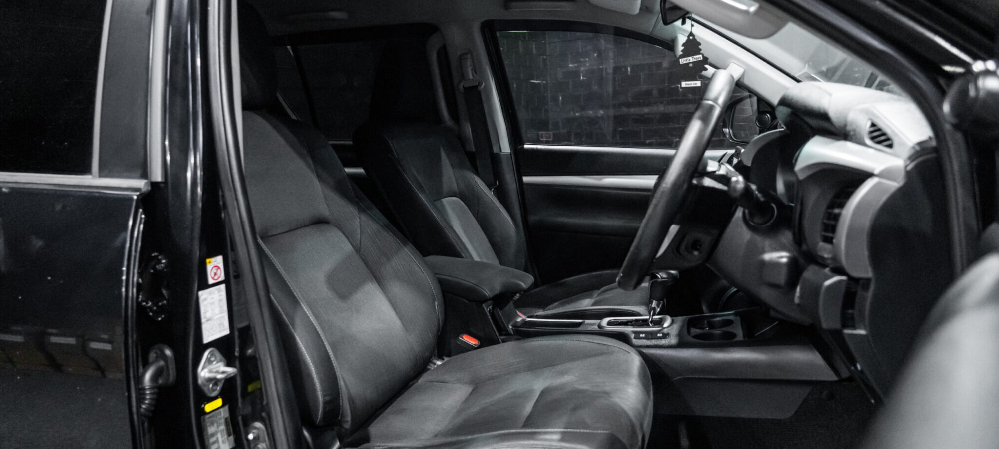 Vehicle Gallery Image