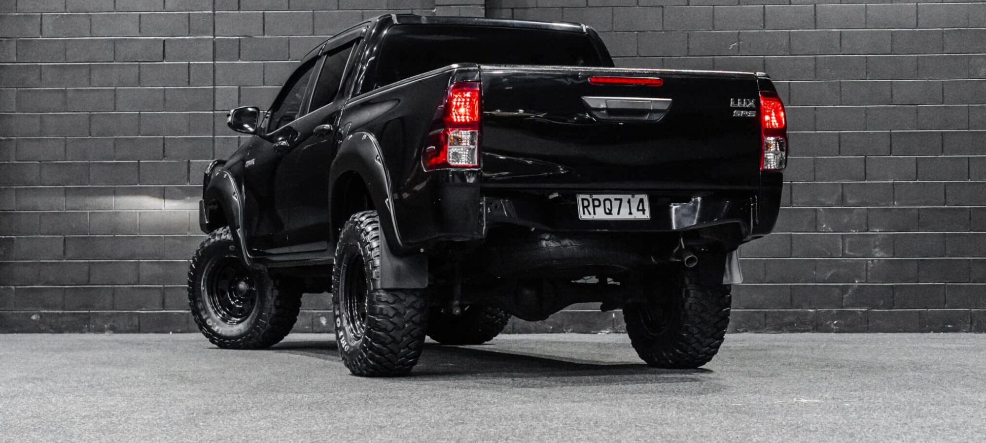 Vehicle Gallery Image