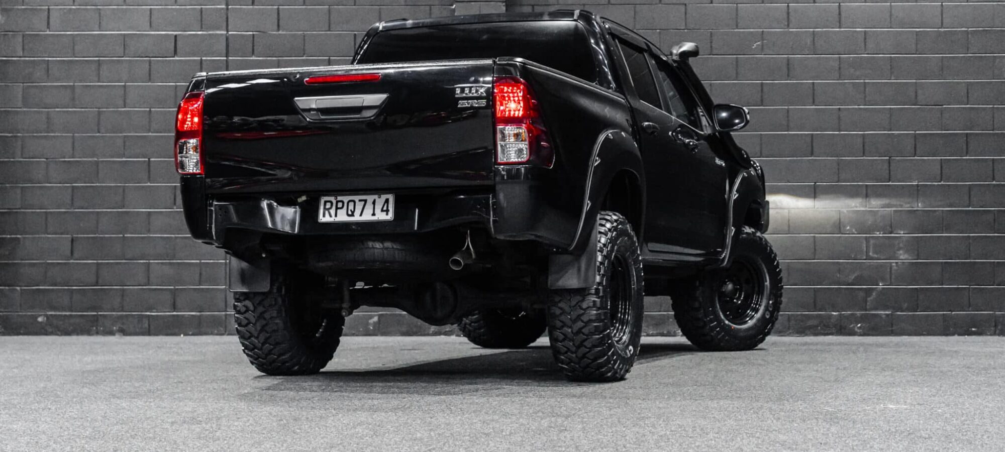 Vehicle Gallery Image