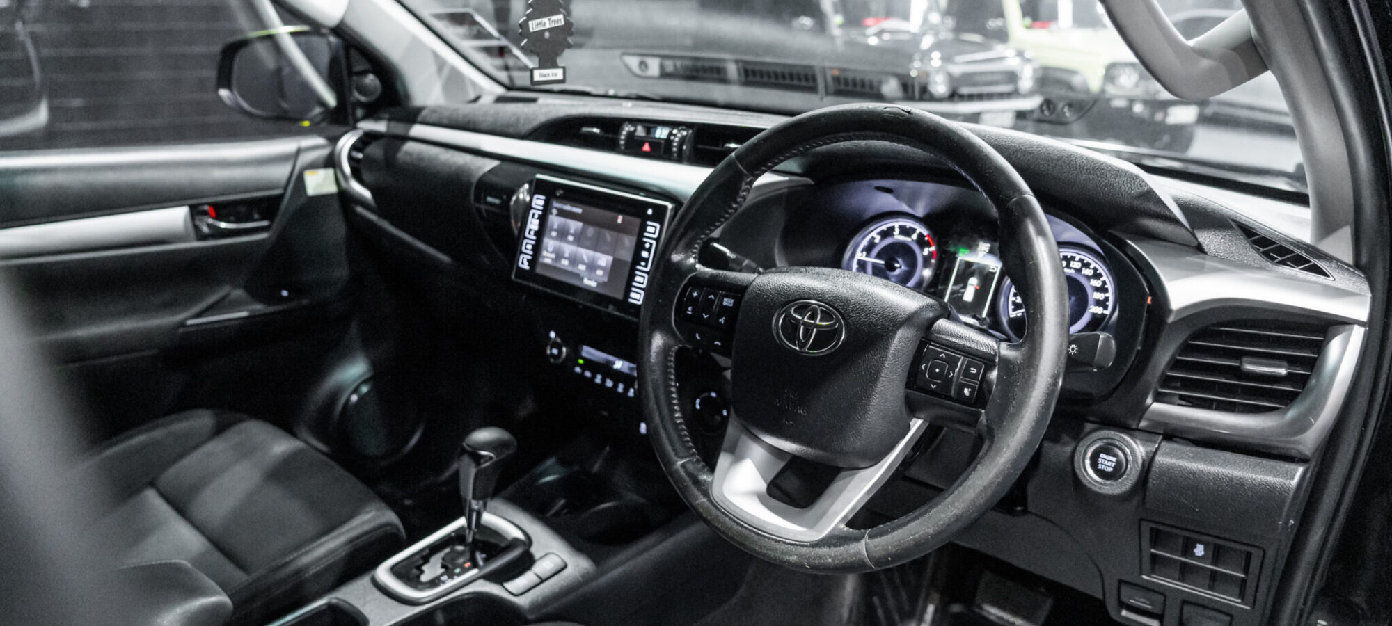 Vehicle Gallery Image