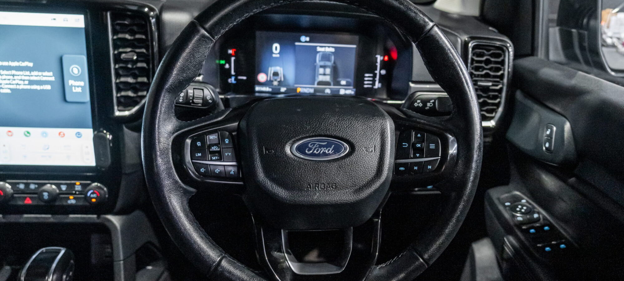 Vehicle Gallery Image