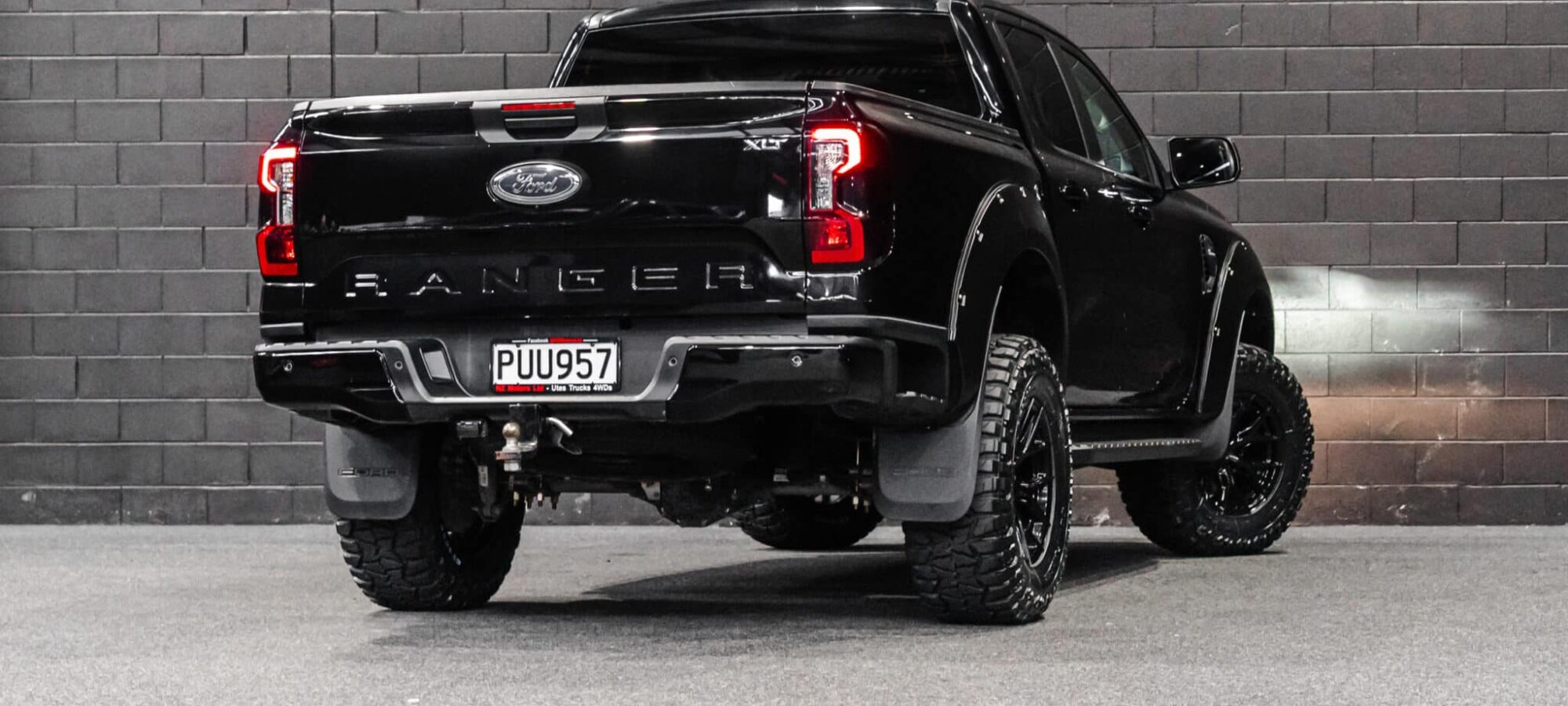 Vehicle Gallery Image