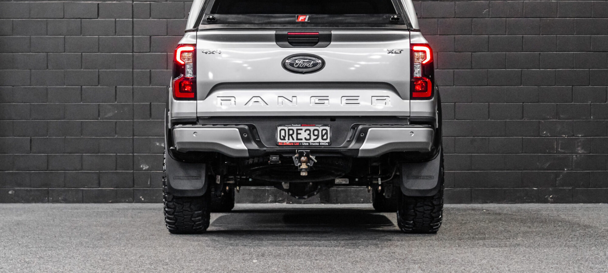 Vehicle Gallery Image