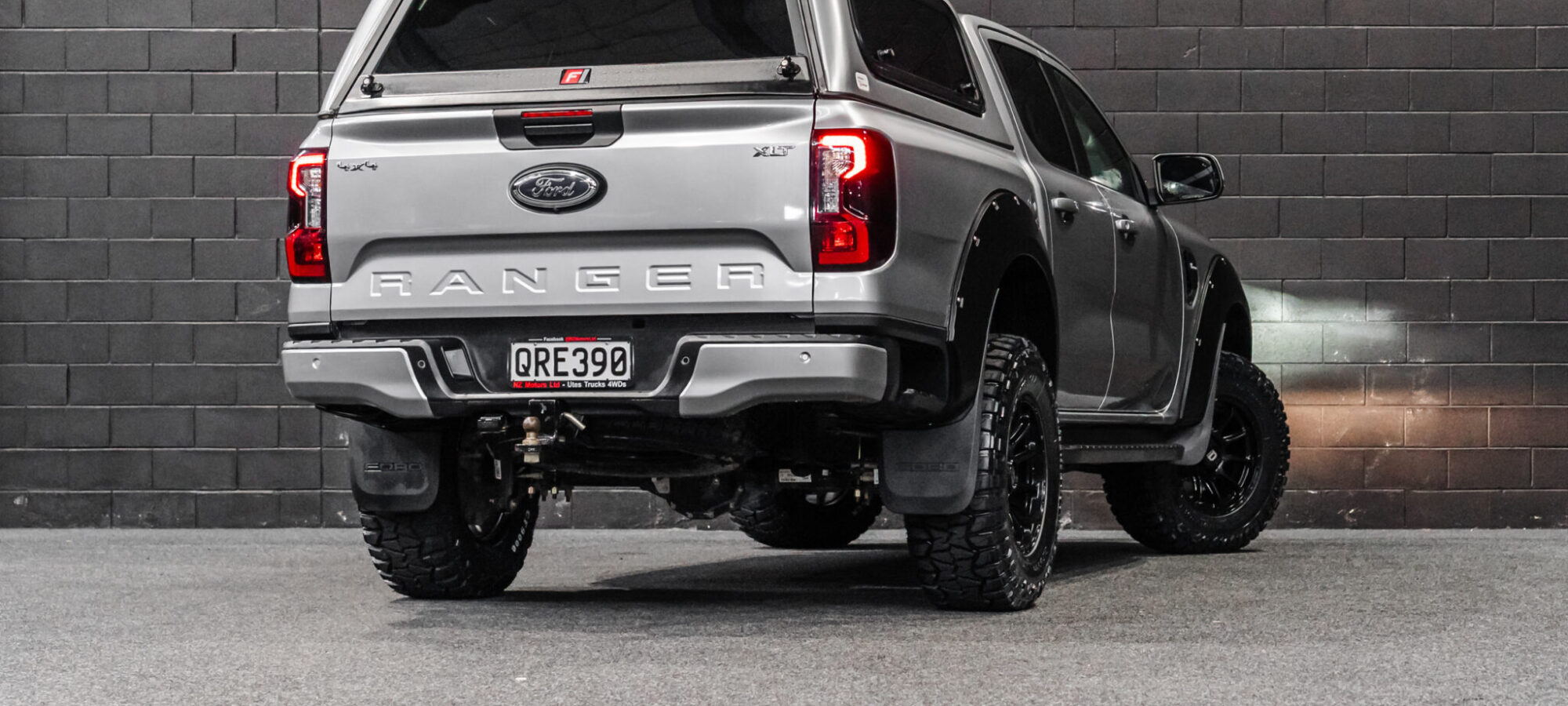 Vehicle Gallery Image