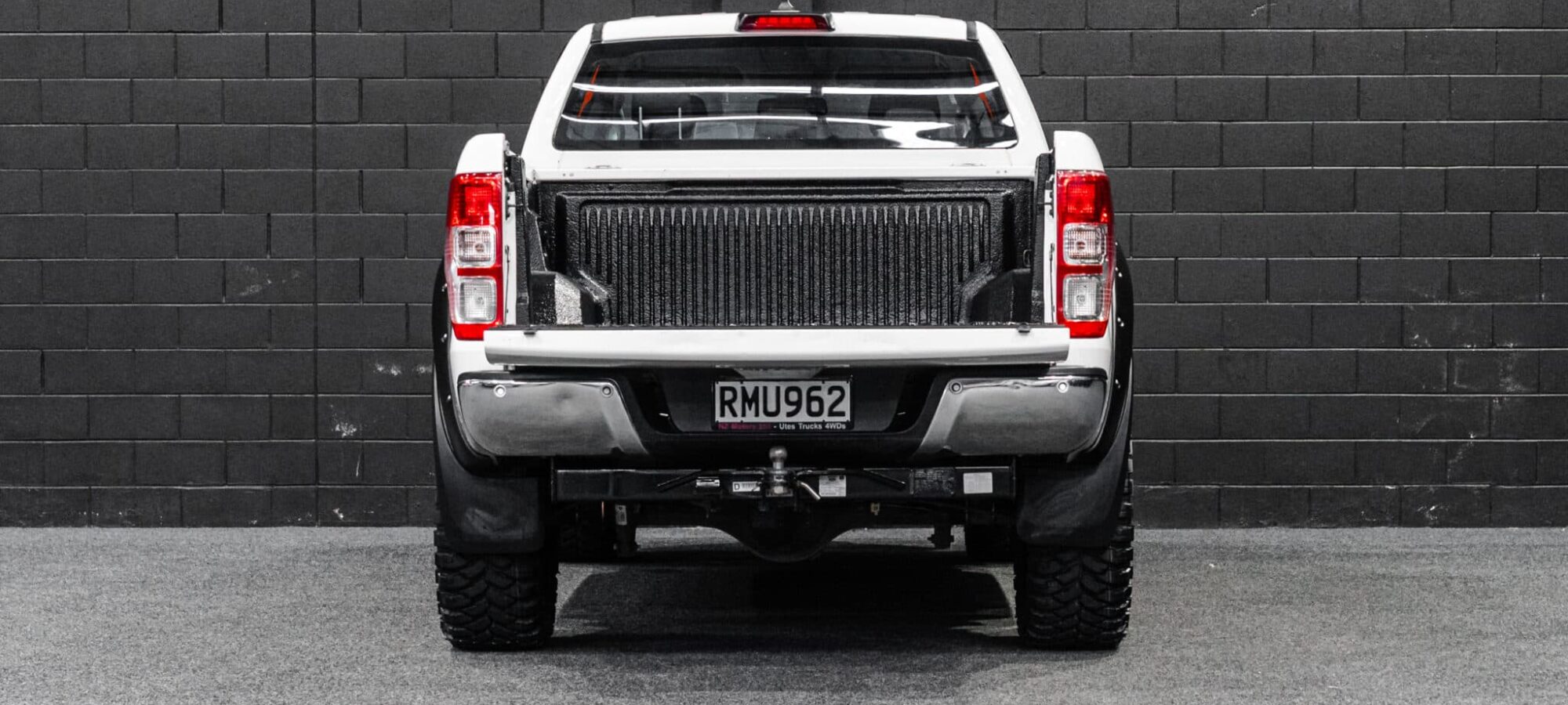 Vehicle Gallery Image