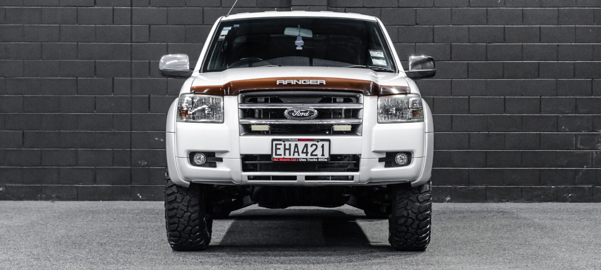 Vehicle Gallery Image