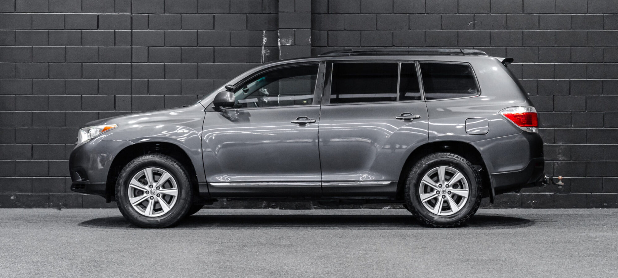 Vehicle Gallery Image