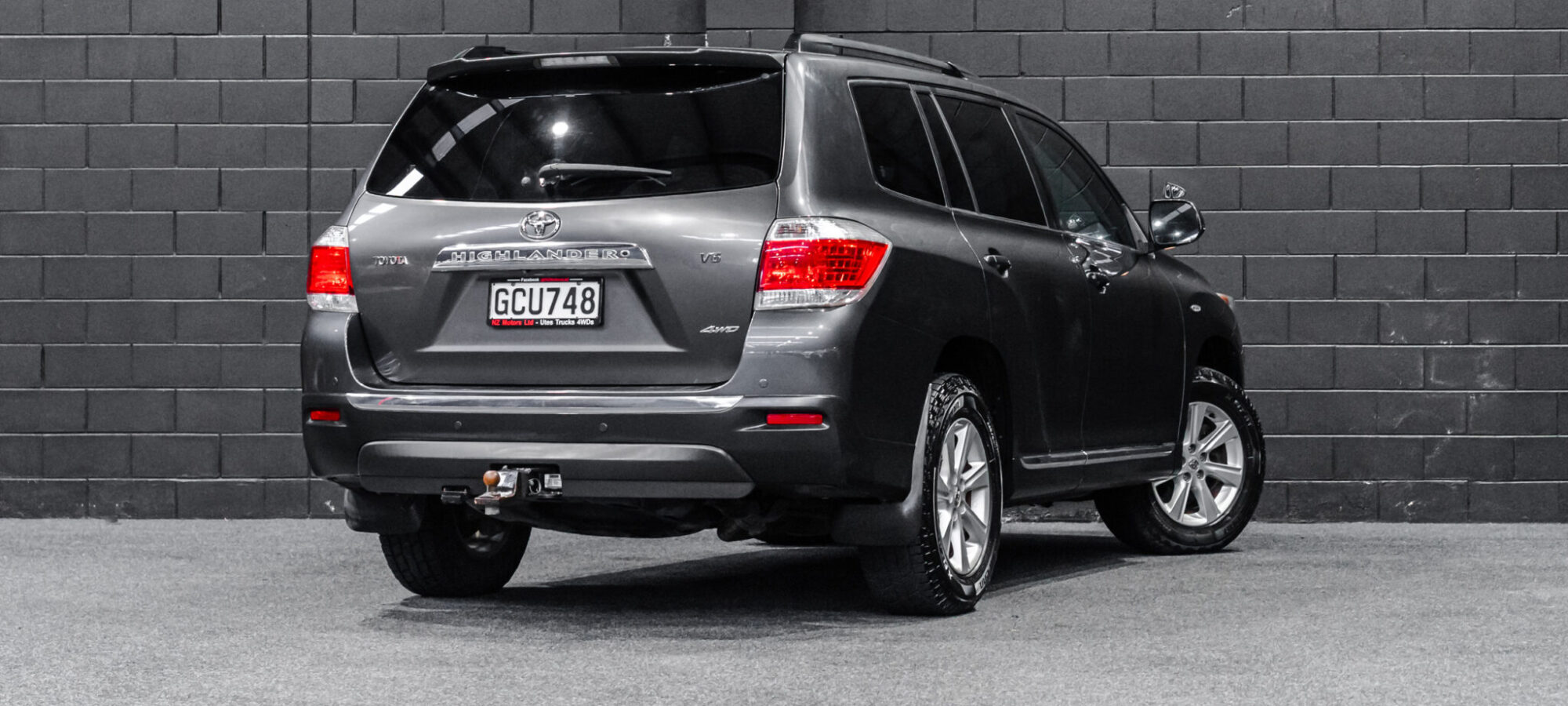 Vehicle Gallery Image