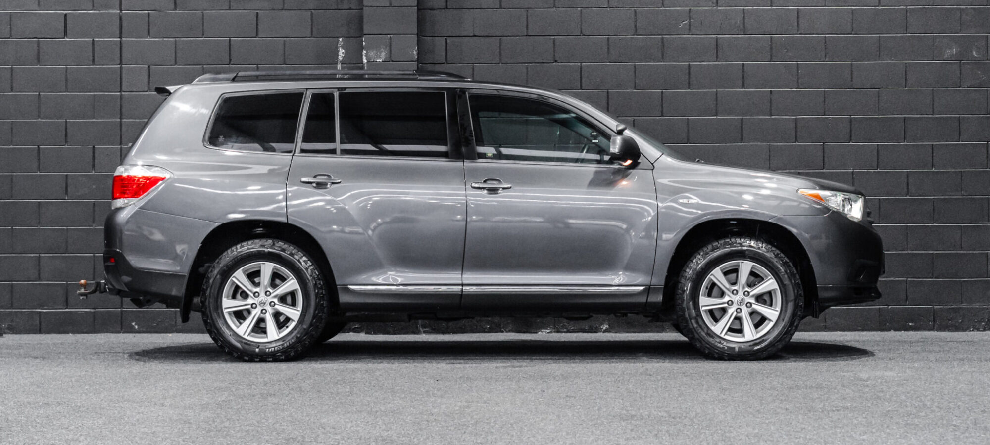 Vehicle Gallery Image