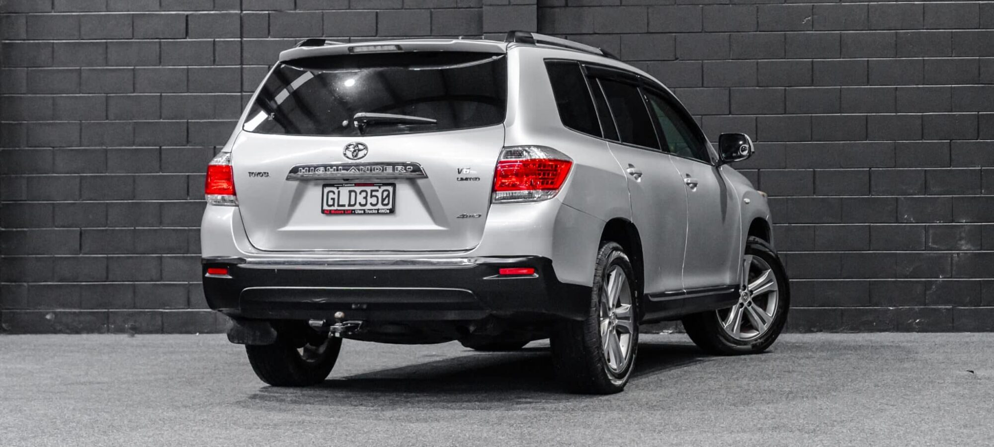 Vehicle Gallery Image