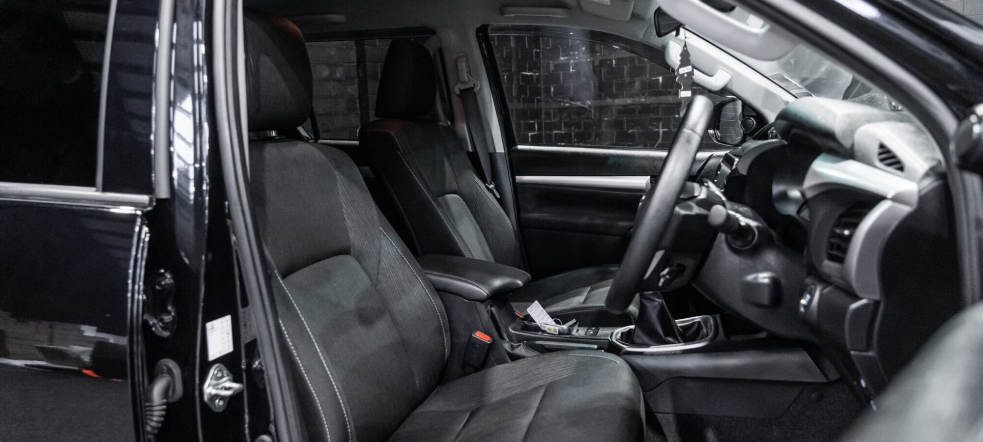 Vehicle Gallery Image