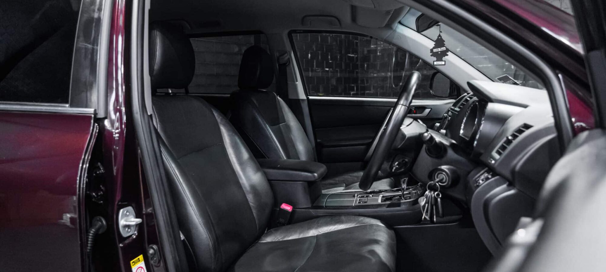 Vehicle Gallery Image