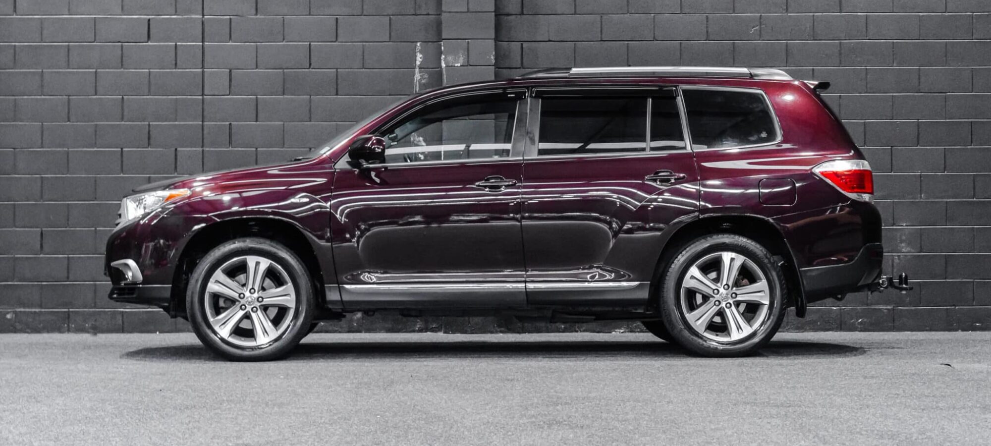 Vehicle Gallery Image