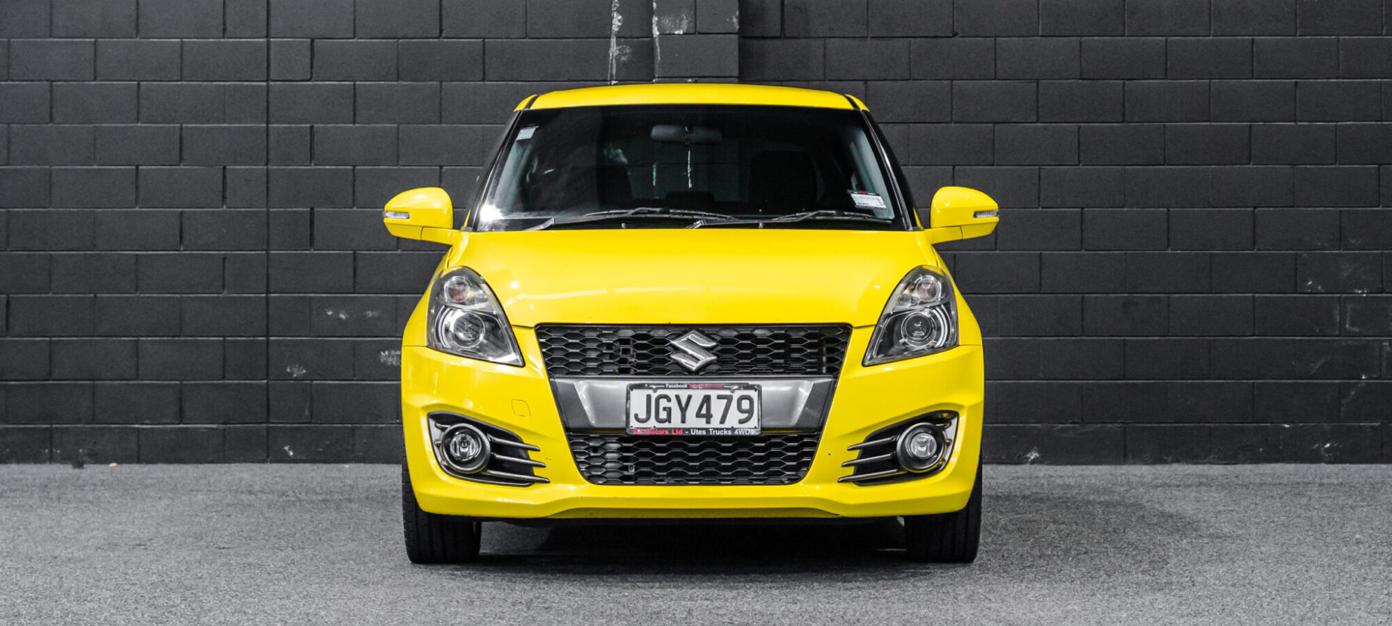 Vehicle Gallery Image