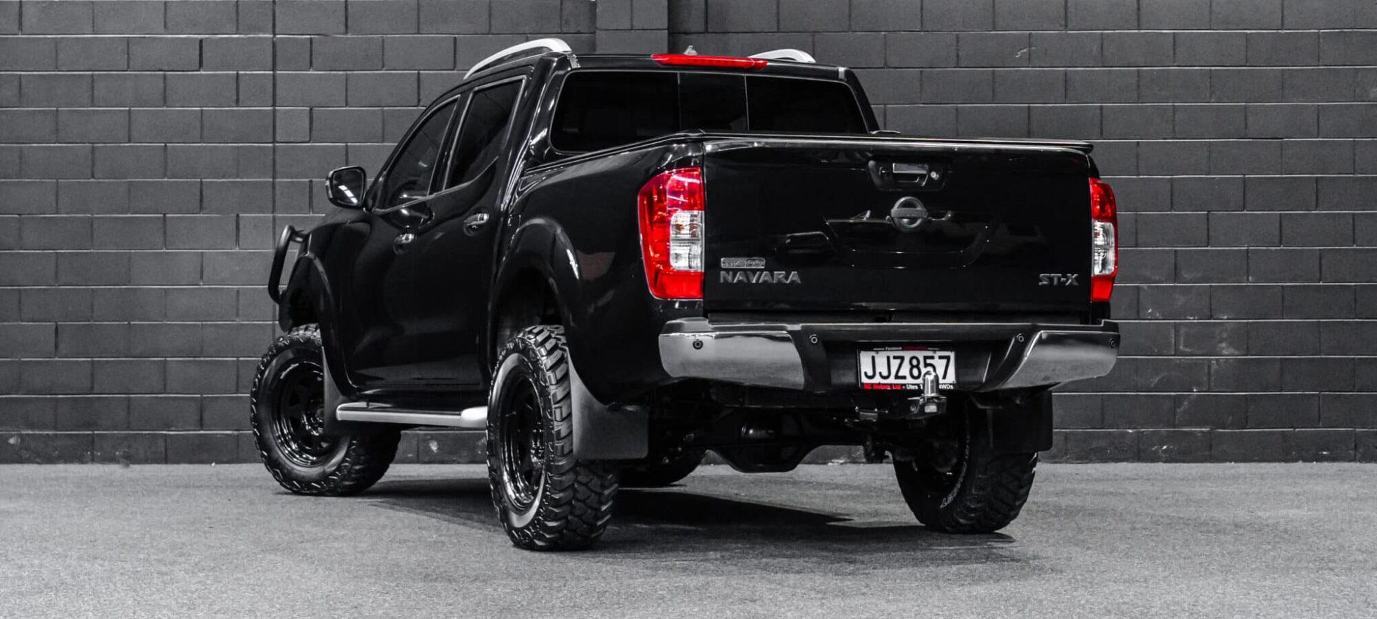 Vehicle Gallery Image