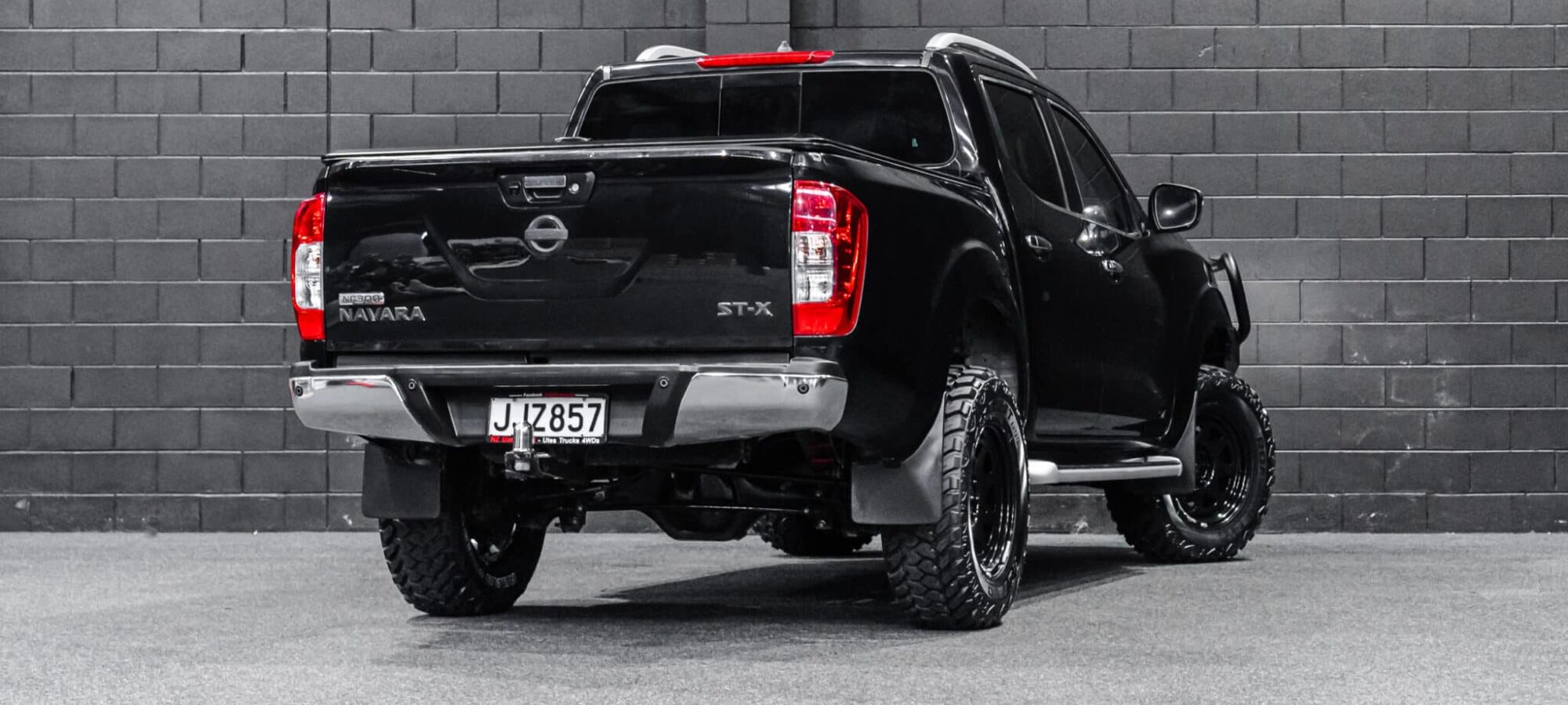 Vehicle Gallery Image