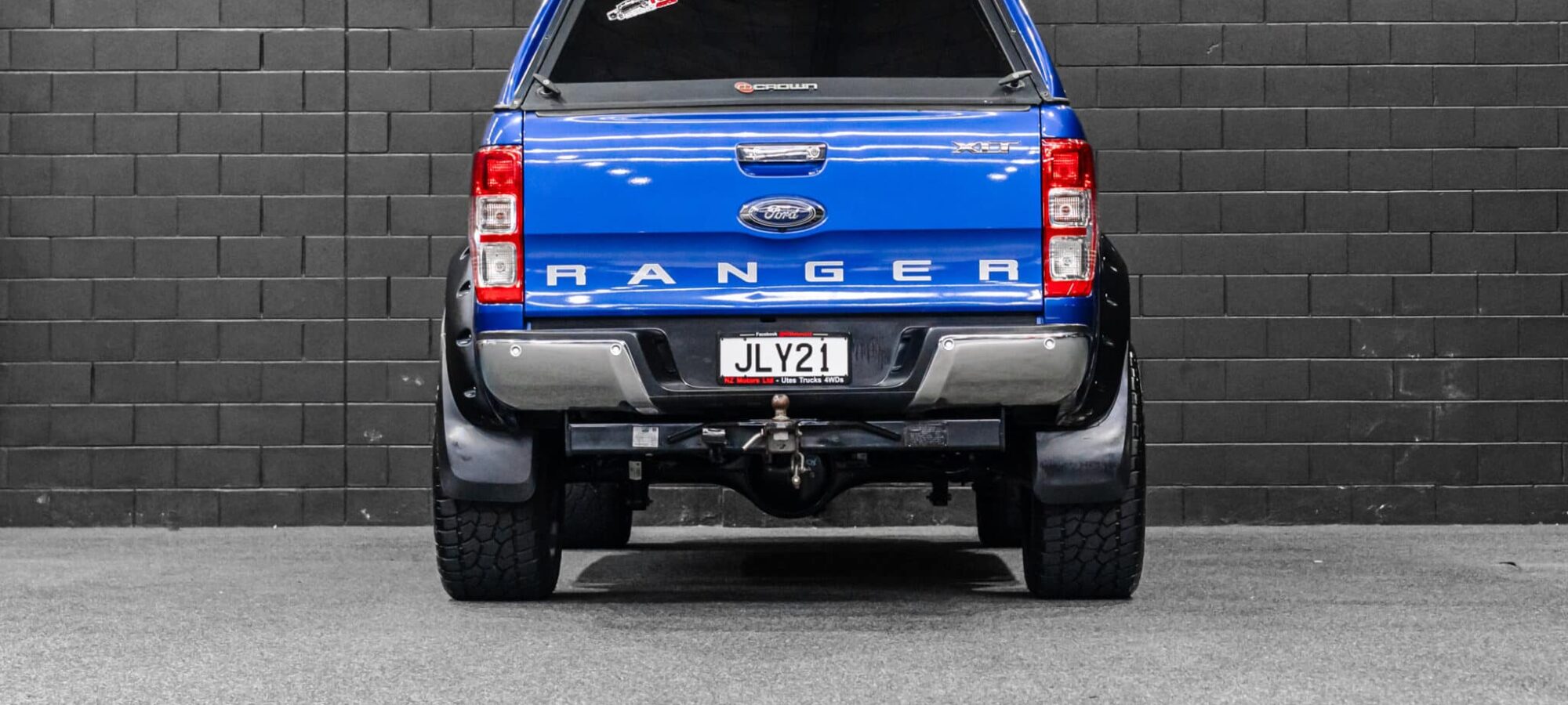 Vehicle Gallery Image