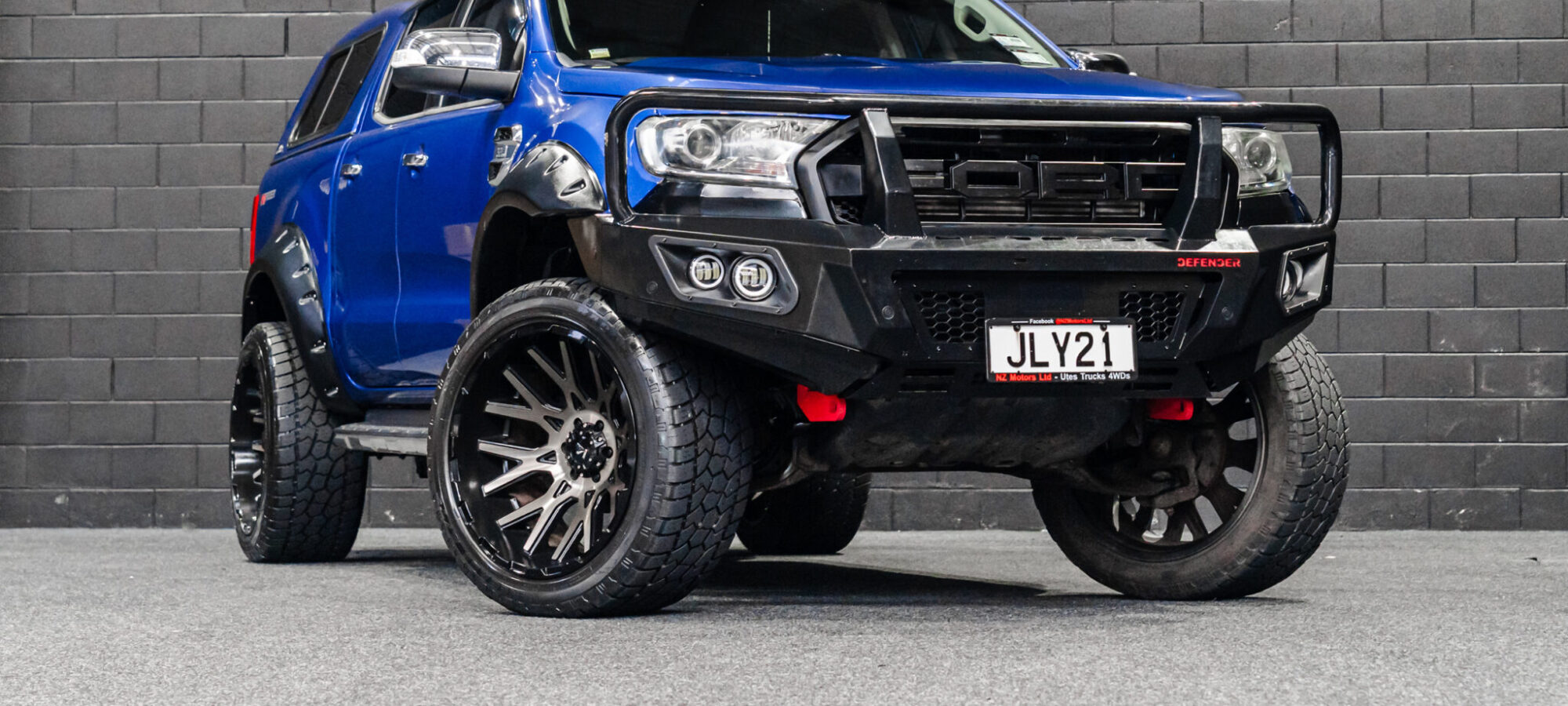 Vehicle Gallery Image