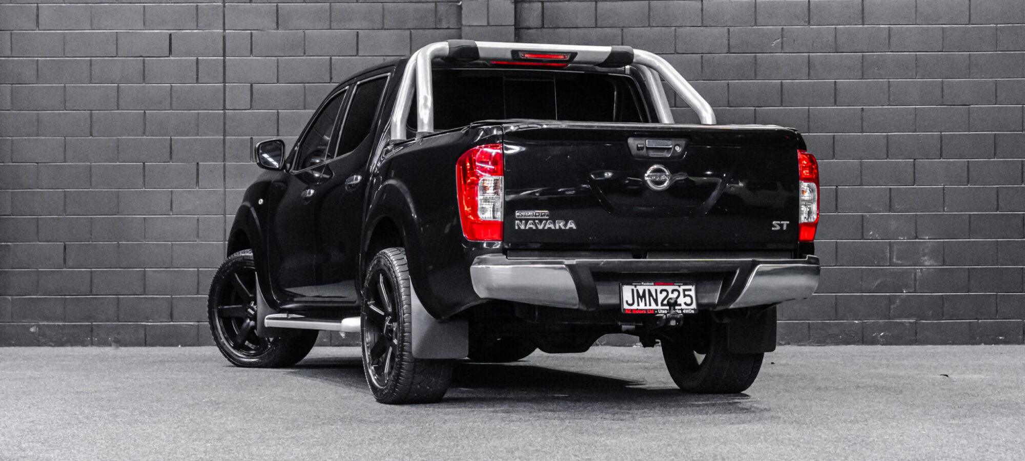 Vehicle Gallery Image