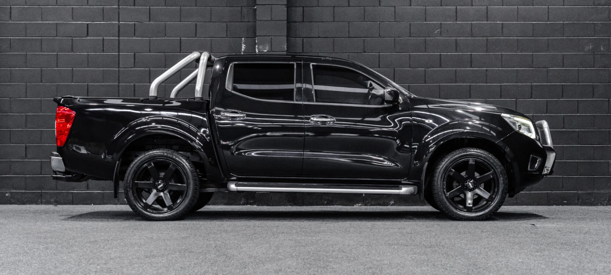 Vehicle Gallery Image