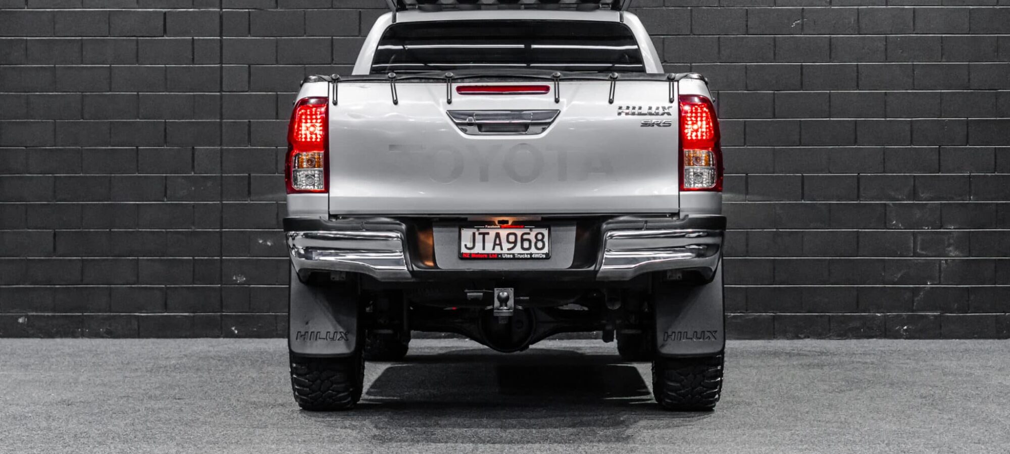 Vehicle Gallery Image