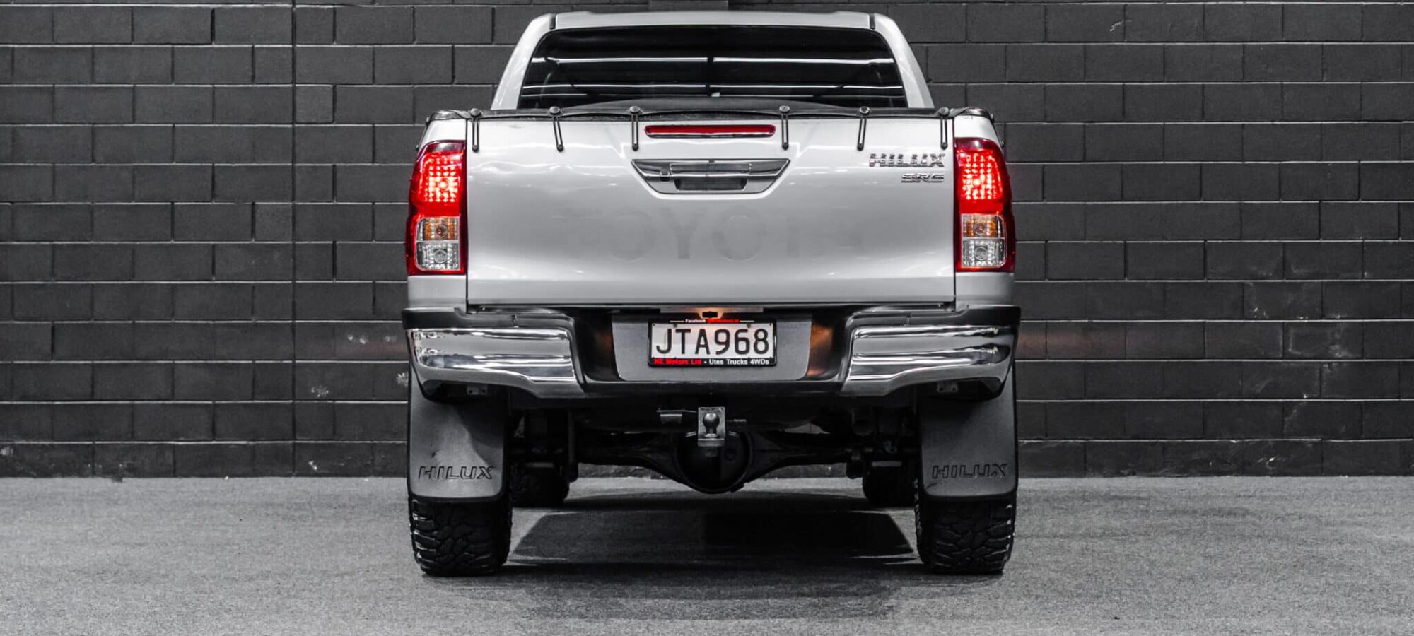 Vehicle Gallery Image