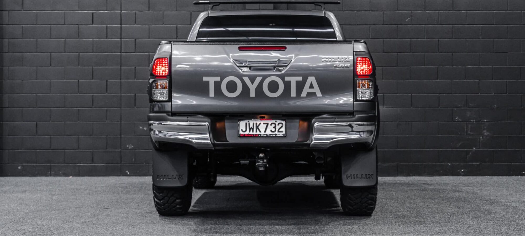 Vehicle Gallery Image