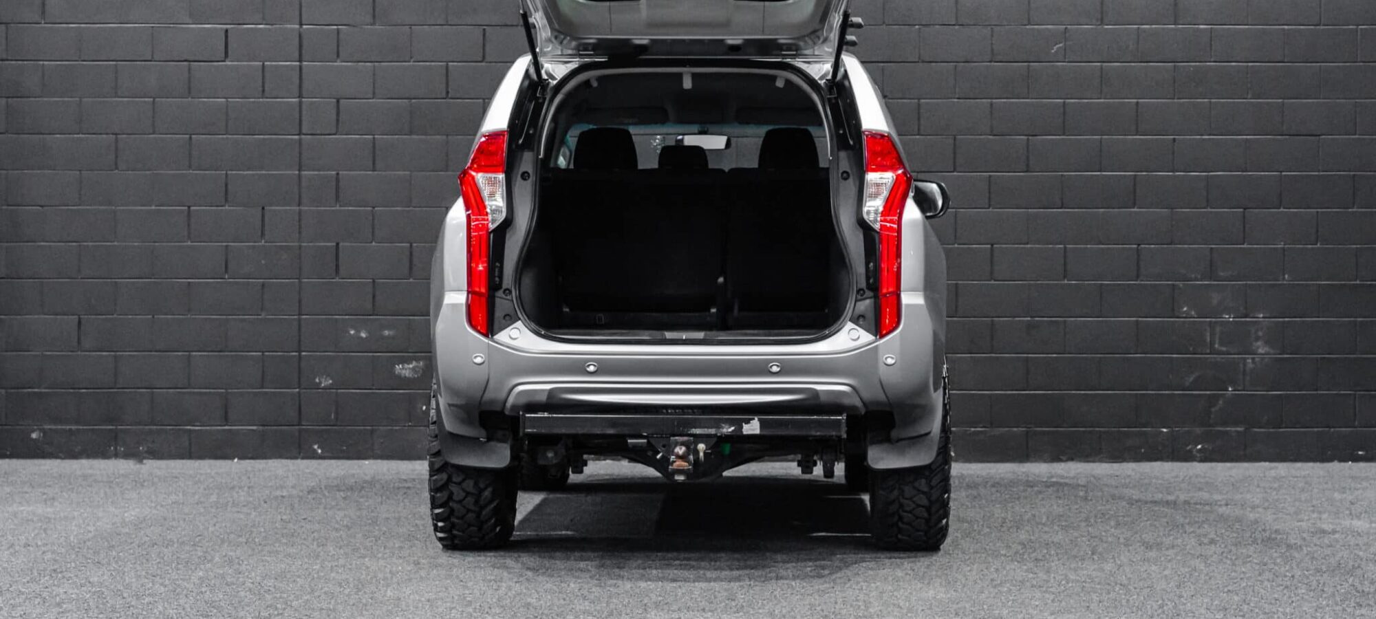 Vehicle Gallery Image