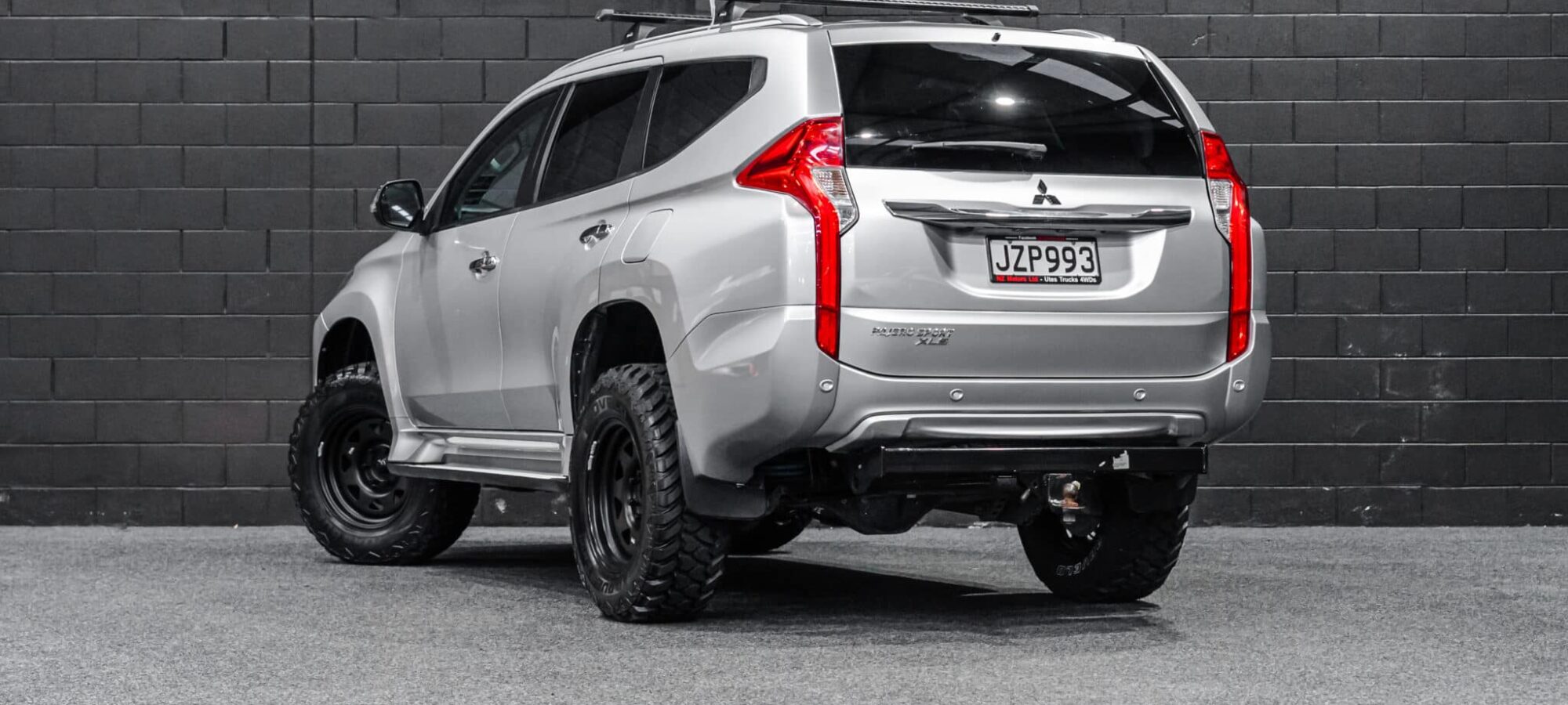 Vehicle Gallery Image