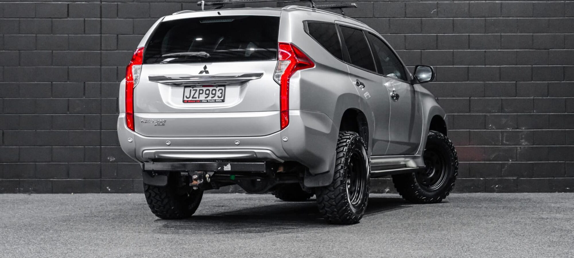 Vehicle Gallery Image