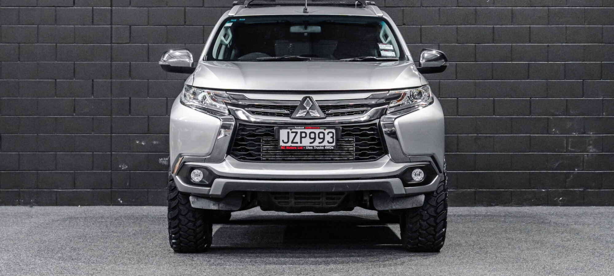 Vehicle Gallery Image