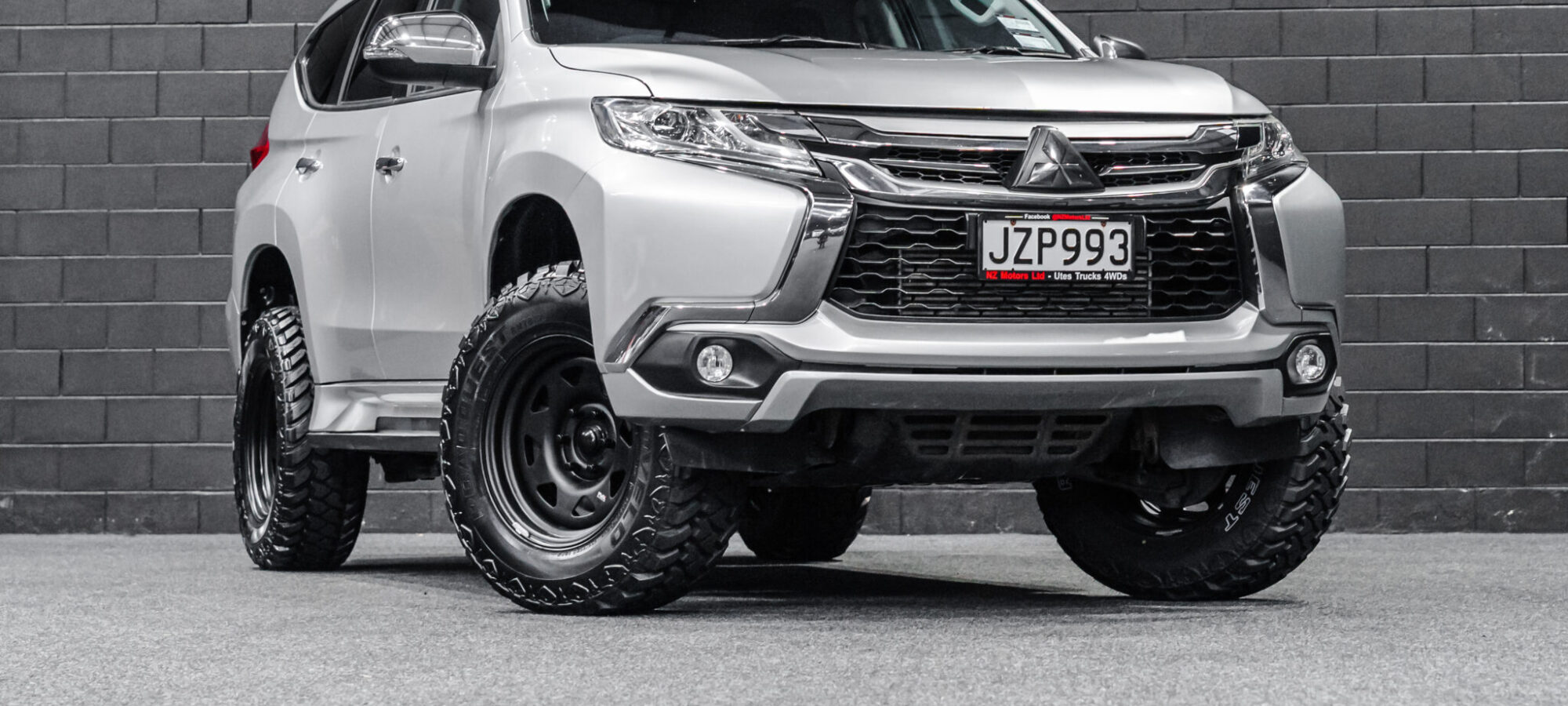 Vehicle Gallery Image