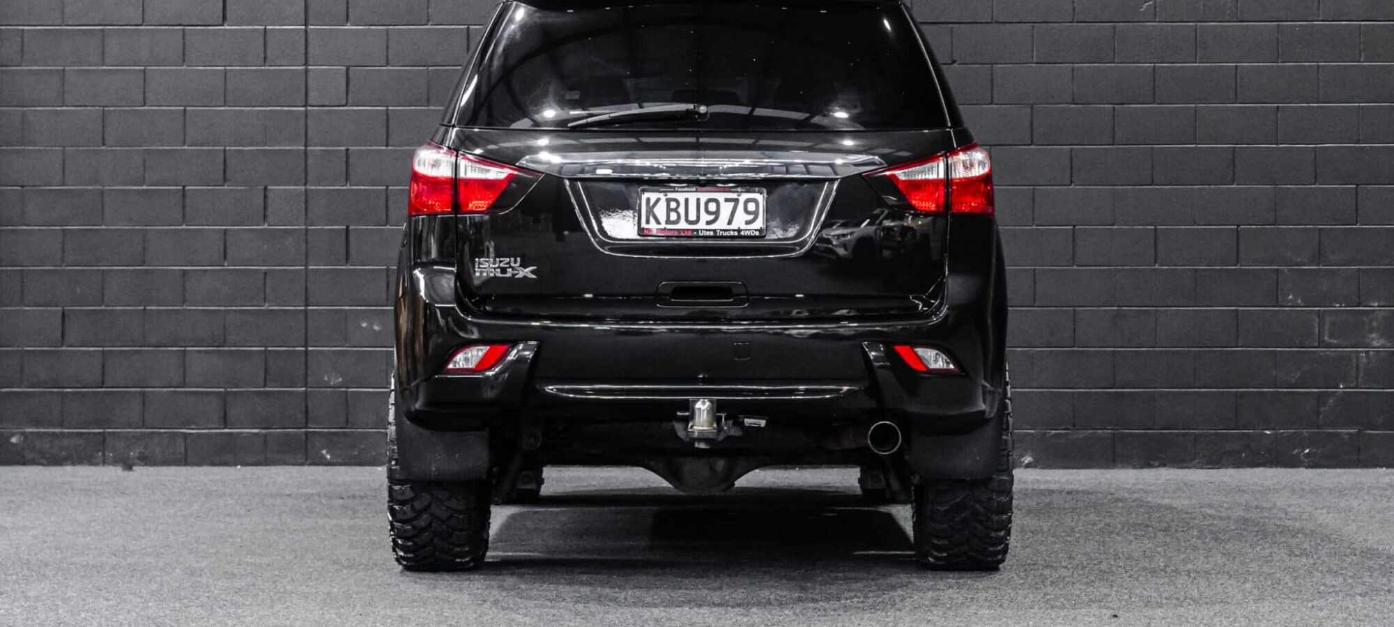 Vehicle Gallery Image