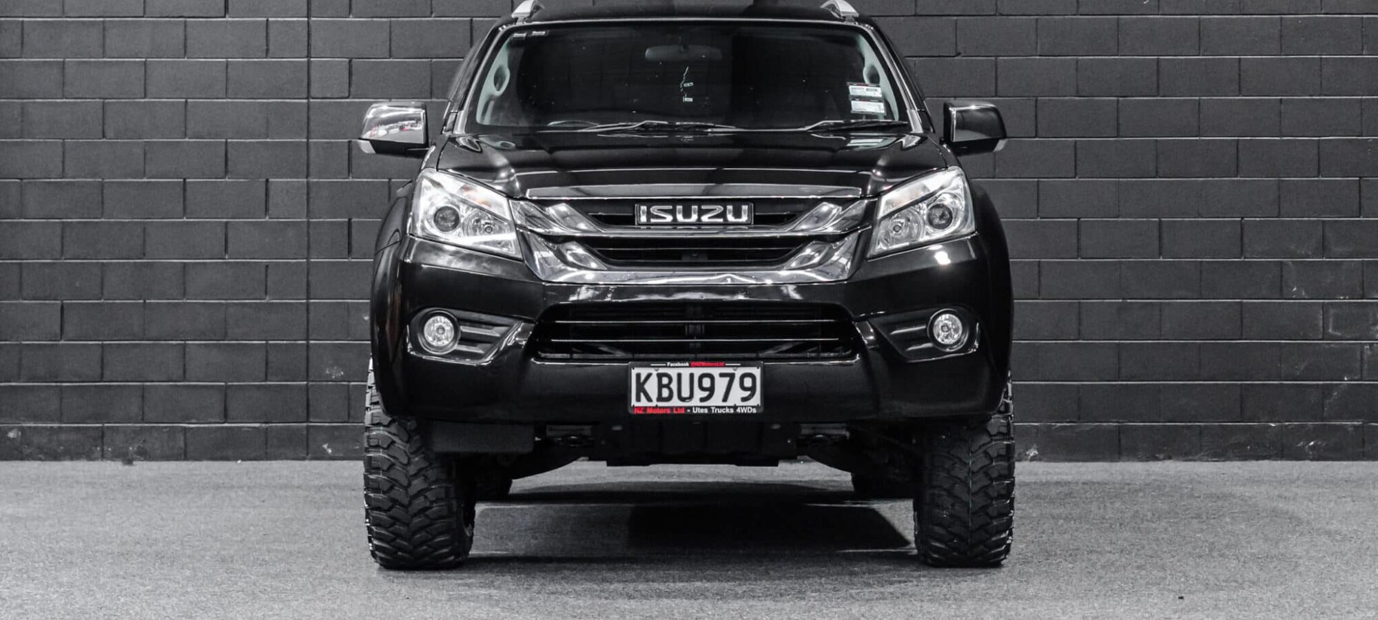 Vehicle Gallery Image