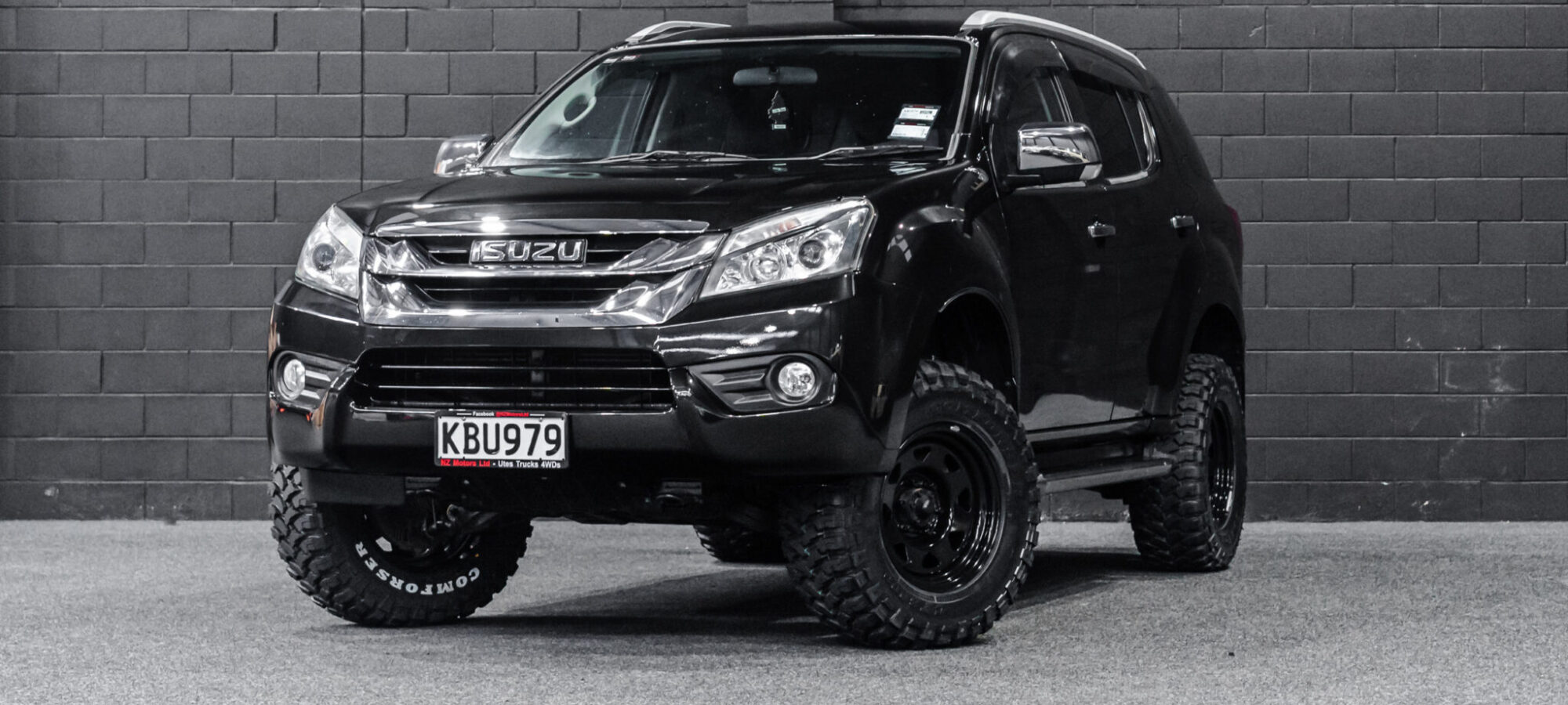 Vehicle Gallery Image