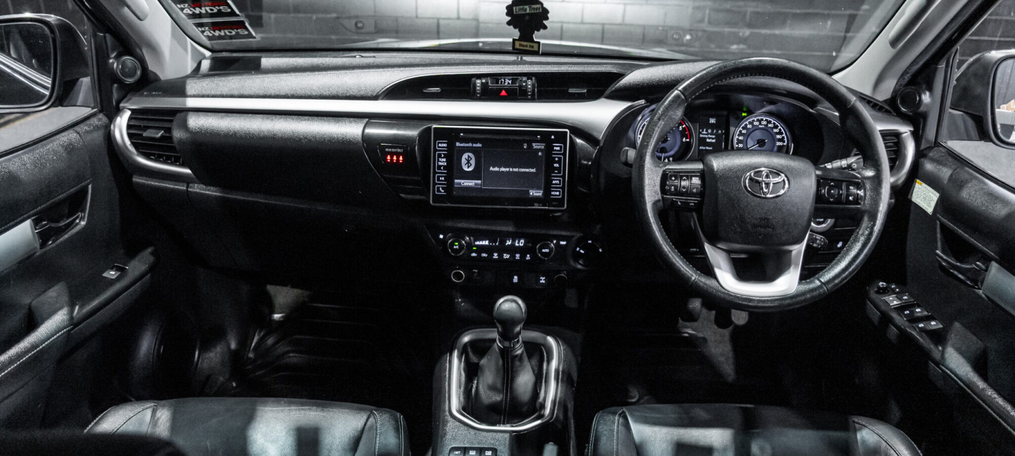 Vehicle Gallery Image