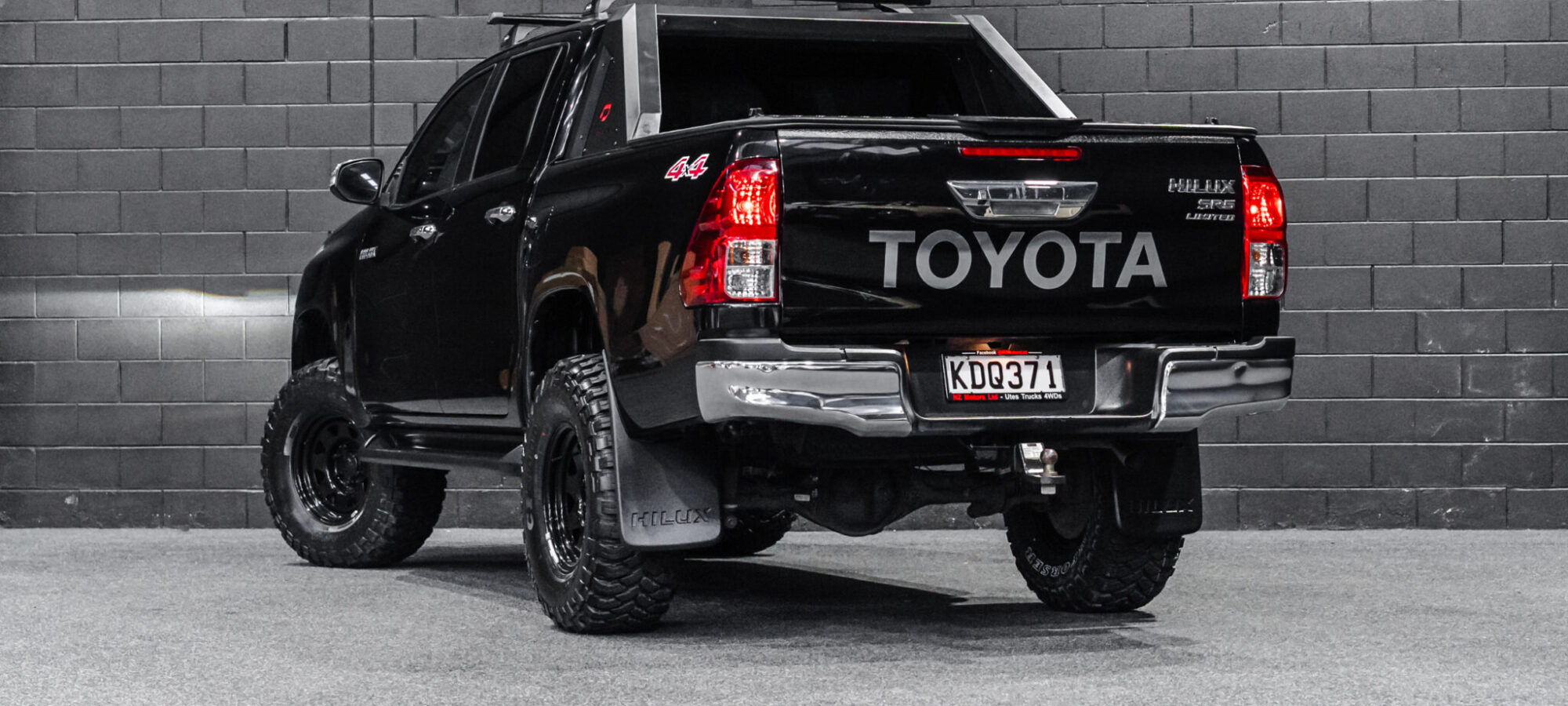 Vehicle Gallery Image