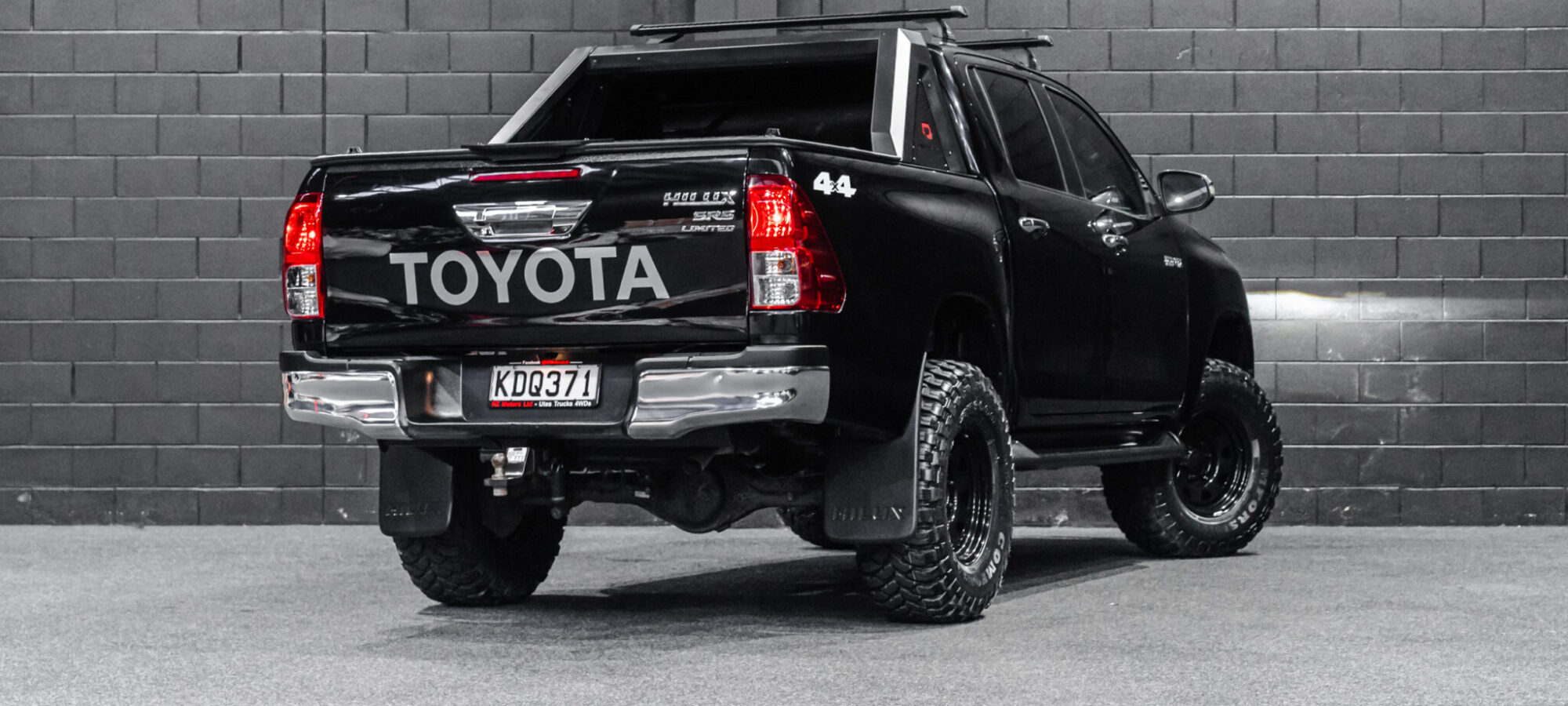 Vehicle Gallery Image