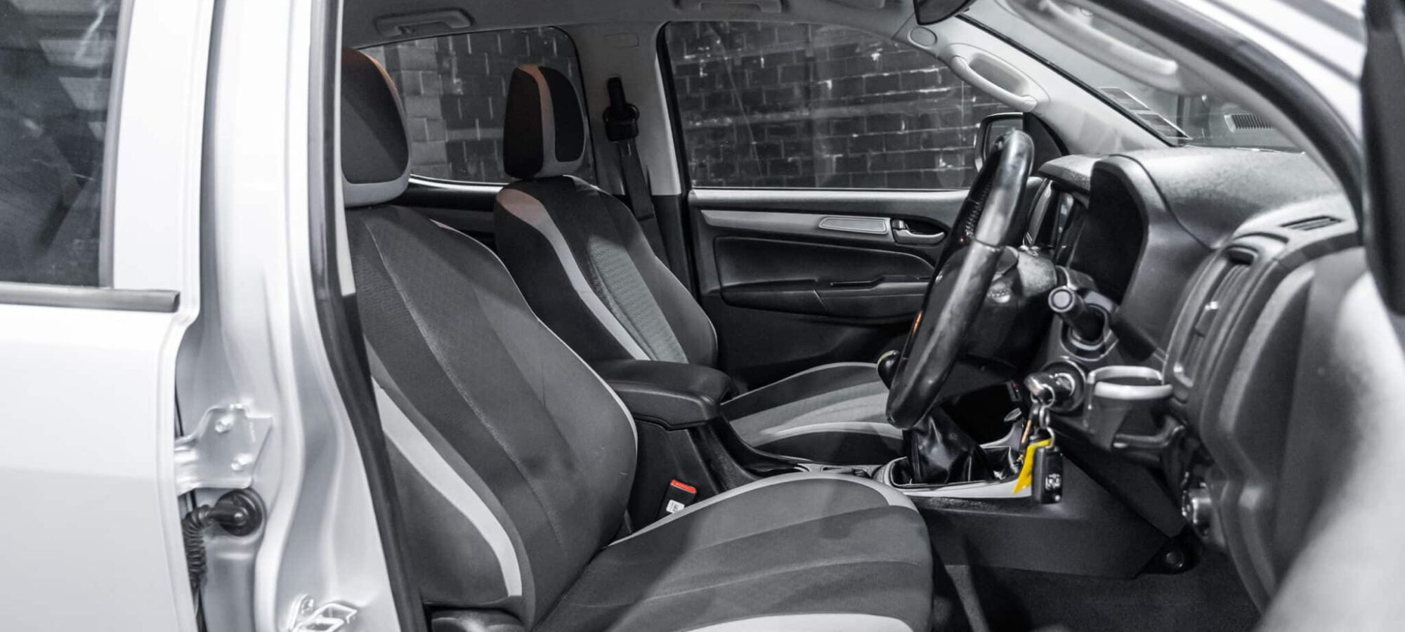 Vehicle Gallery Image