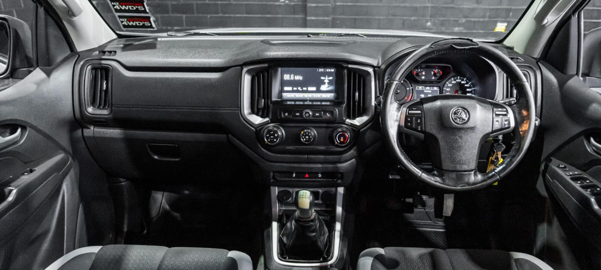 Vehicle Gallery Image