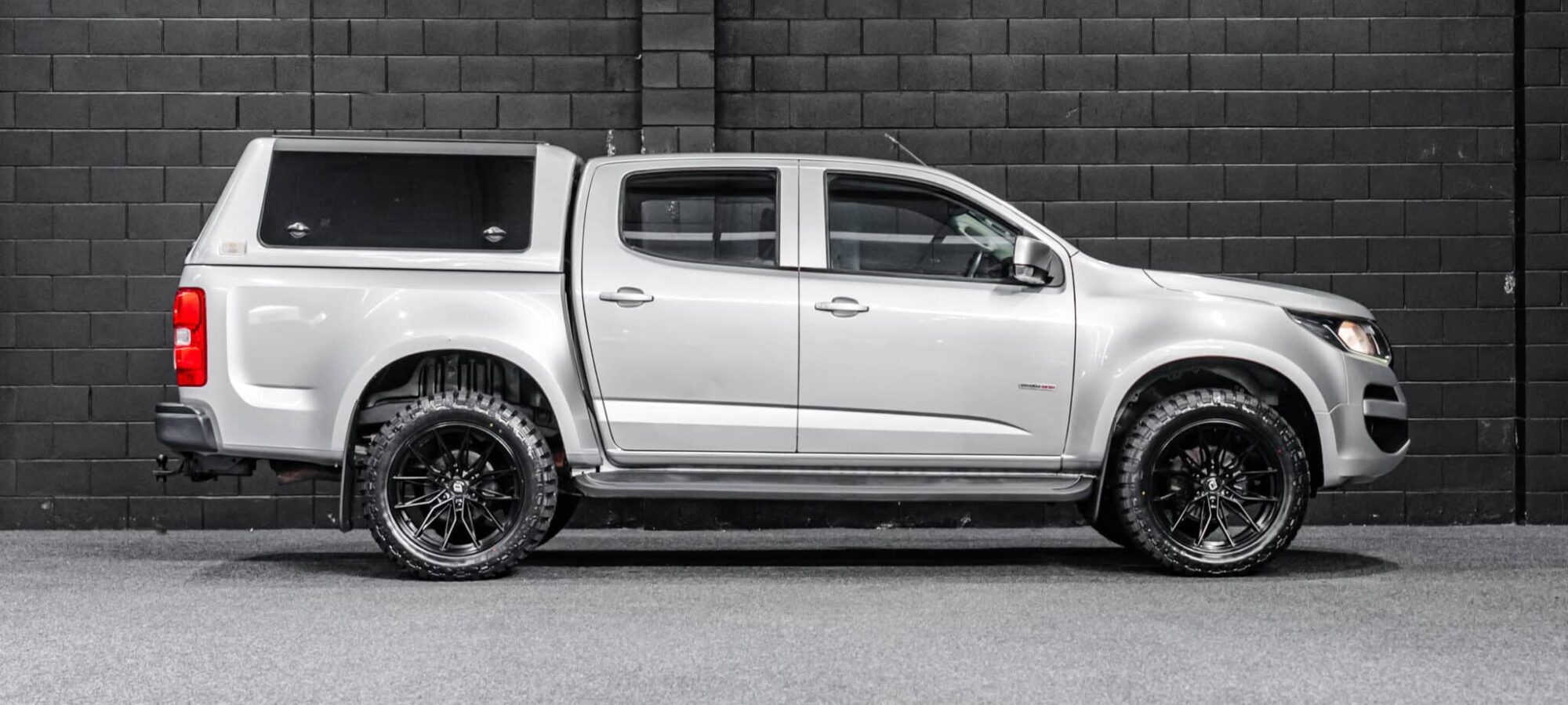 Vehicle Gallery Image