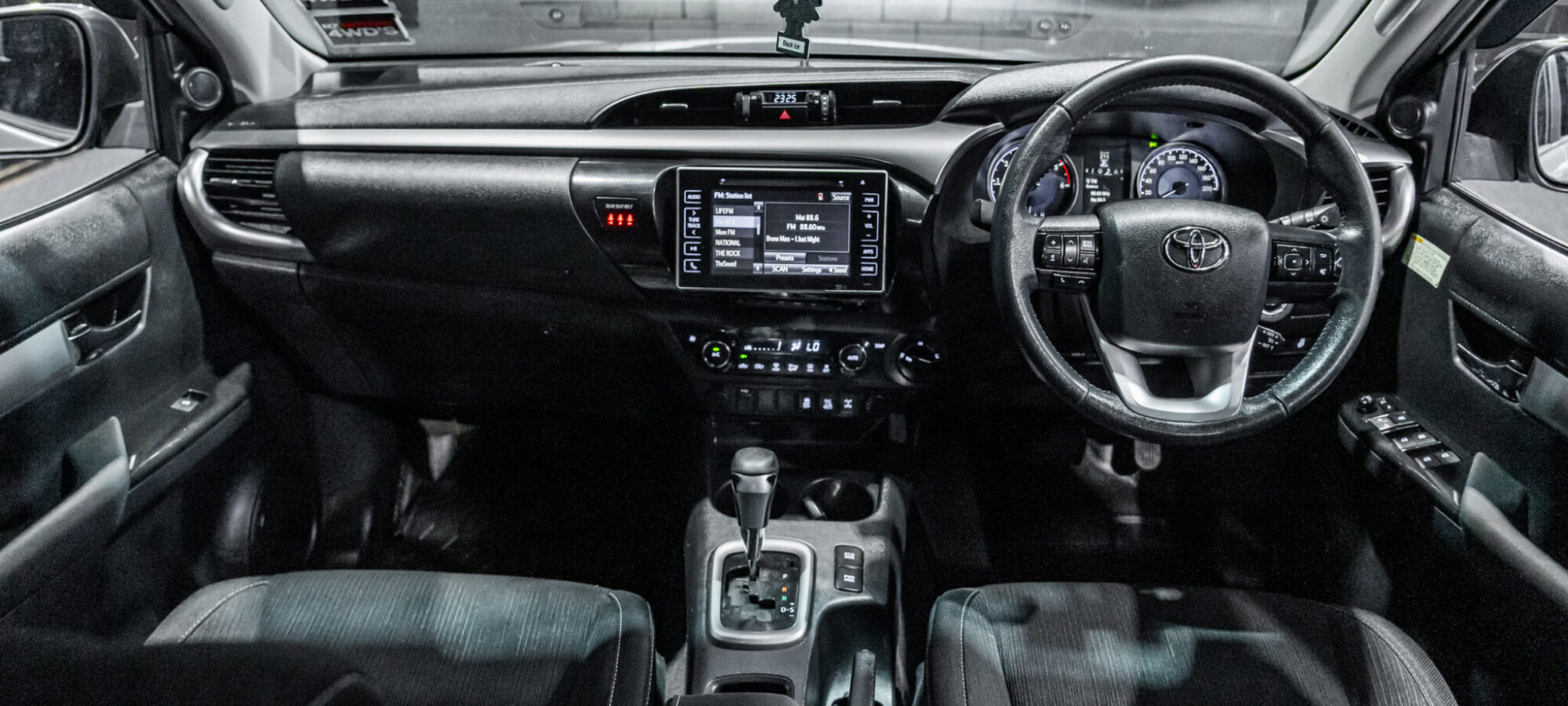 Vehicle Gallery Image