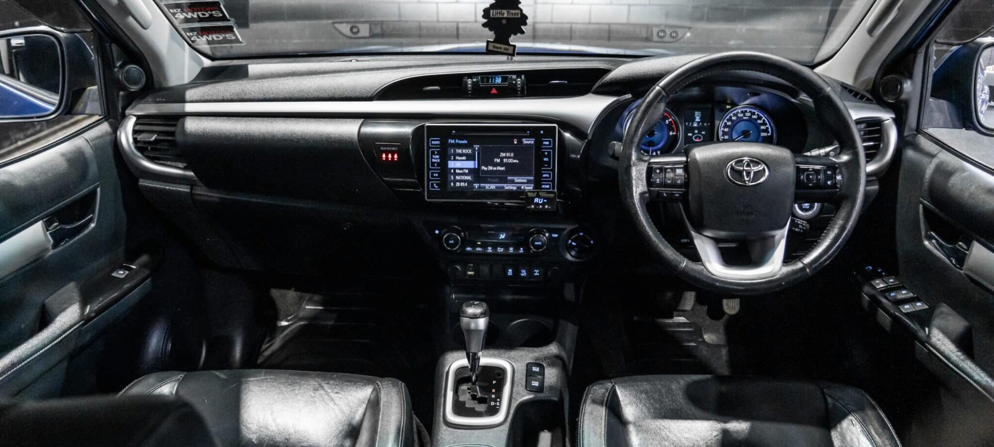 Vehicle Gallery Image