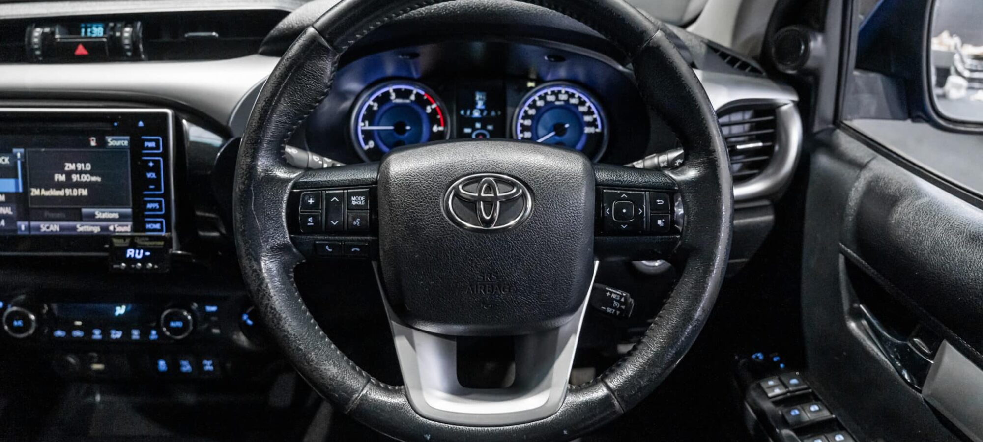 Vehicle Gallery Image