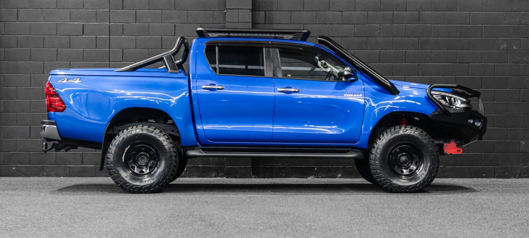 Vehicle Gallery Image