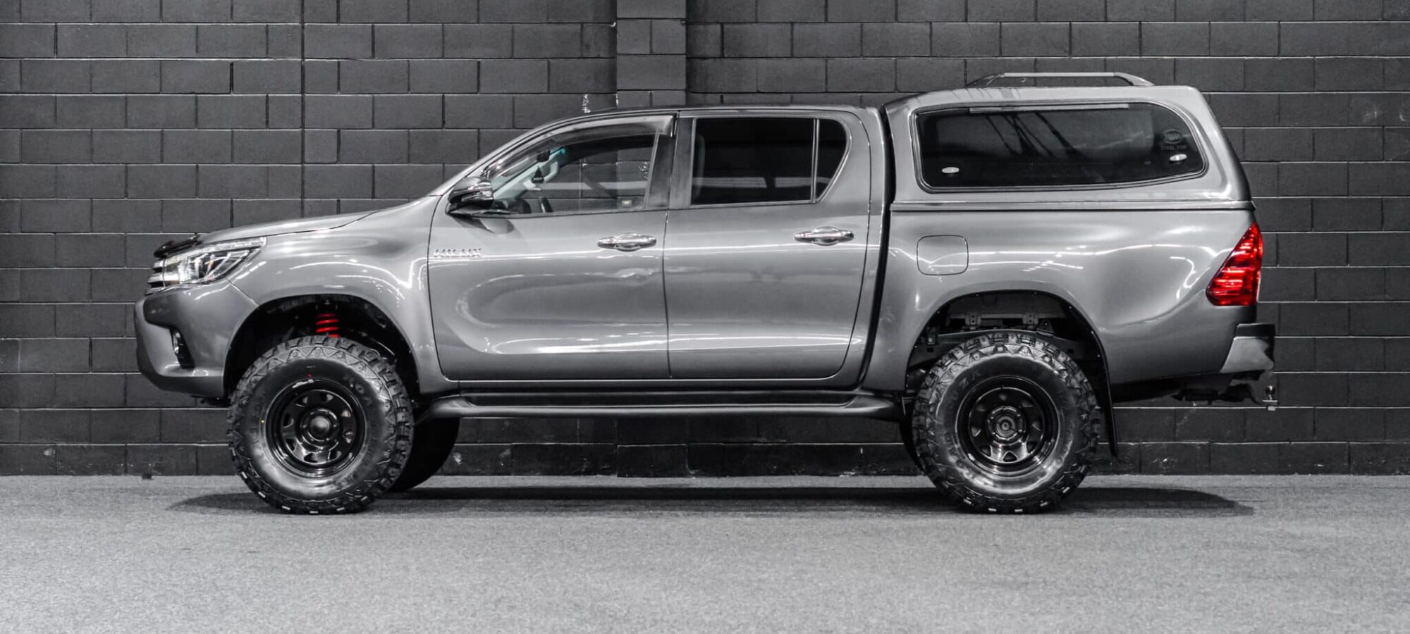 Vehicle Gallery Image