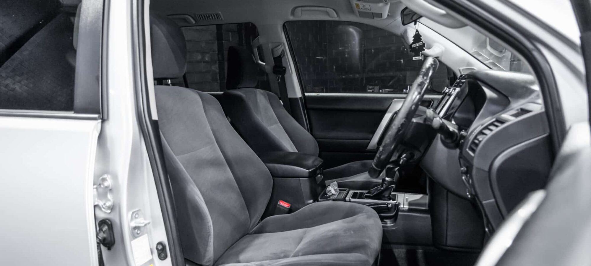 Vehicle Gallery Image